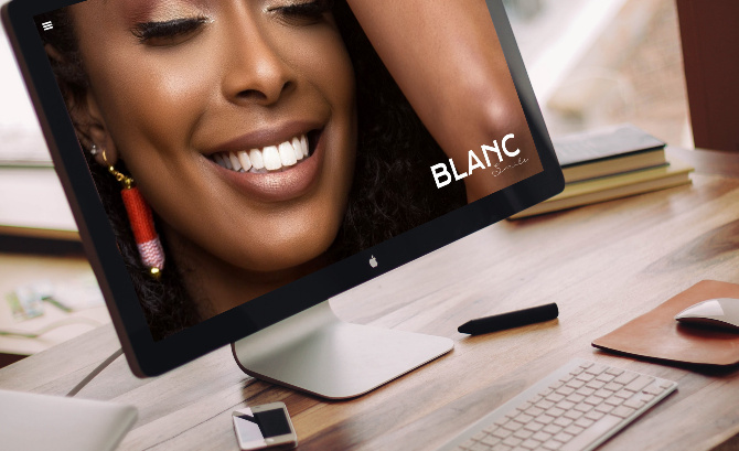 Blanc Smile